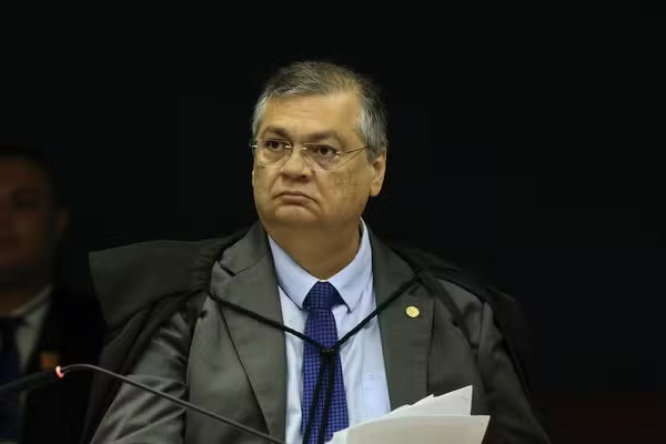 Dino manda a PF investigar suposto esquema de compra de vagas na indicação de conselheiros do TCE-MA