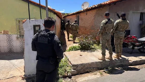 Adolescente apreendido no Sul do Piauí confessou participação em três homicídios, diz polícia
