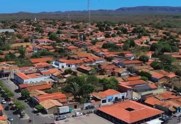 MP investiga contratação de quase 100 servidores sem concurso ou nomeação em prefeitura do Piauí