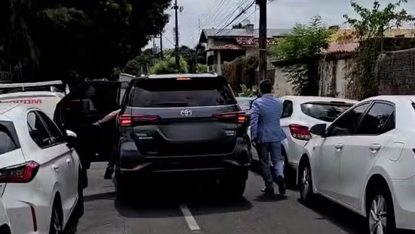 Empresário alvo de operação por lavar dinheiro para o PCC se apresenta à polícia