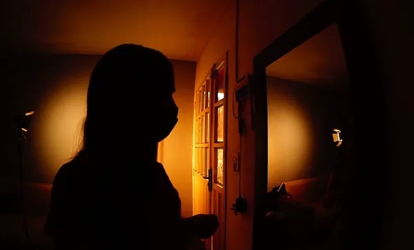Mãe e filhas tiveram que mudar de casa após padrasto ser preso suspeito de estuprar enteada de 11 anos no PI