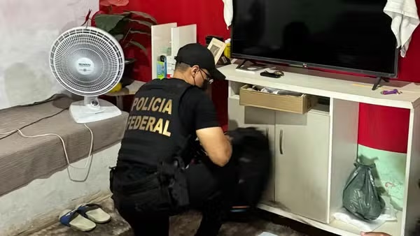 Operação da PF mira grupo criminoso que alicia idosos para sacar dinheiro do INSS no MA