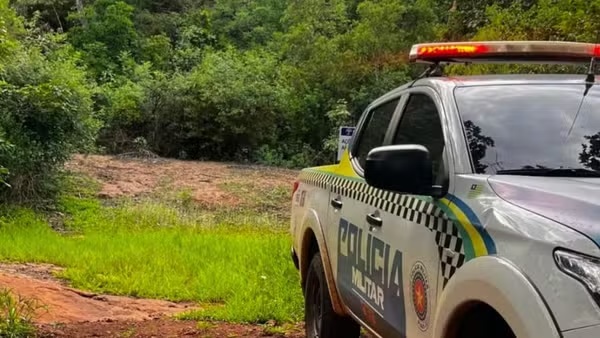 Jovem de 18 anos é encontrado morto com corte no pescoço no Piauí