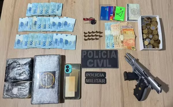 Polícia apreende cocaína, R$ 25 mil e prende duas pessoas em operação em Porto Rico do Maranhão