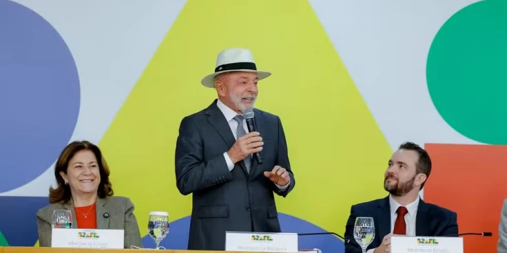 Lula sanciona lei que aumenta penas para furto, roubo e estelionato