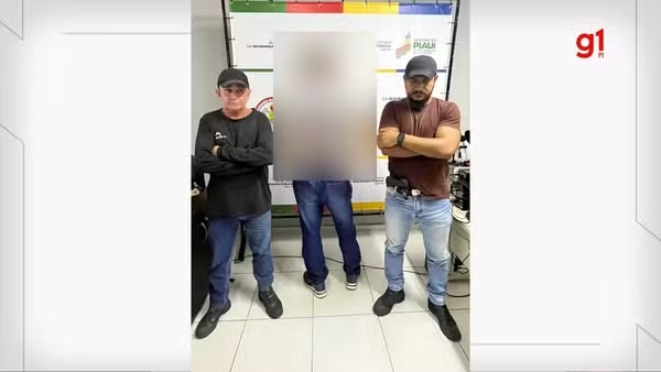 Adolescente de 15 anos denuncia pai por estupro no Roblox e homem é preso, diz delegada