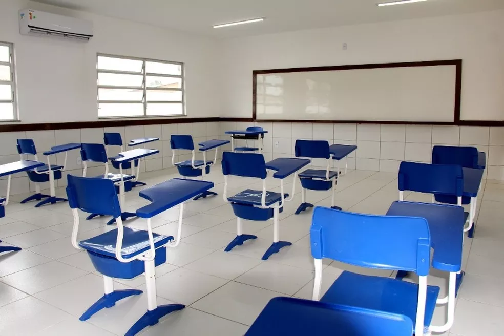 Brandão anuncia antecipação do pagamento dos precatórios do Fundef aos professores da rede estadual
