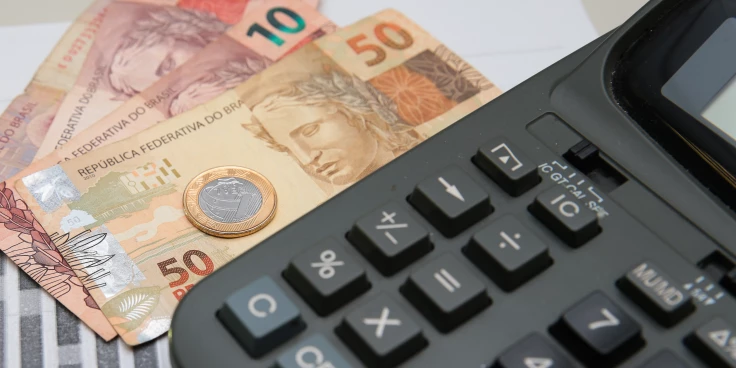 Economia brasileira cresceu 0,1% em abril, estima prévia da FGV