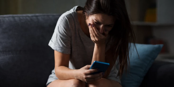 Denúncias de violência digital contra mulheres crescem 188% em um ano