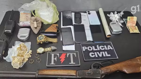 Quatro pessoas são presas durante operação contra o tráfico de drogas em Pinheiro