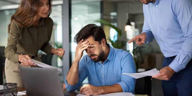 Riscos psicossociais no PGR: a atualização da NR-1 acende um alerta para as empresas
