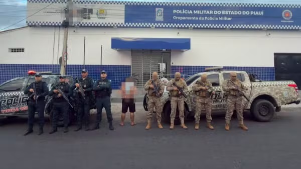 Homem de 44 anos é preso com seis espingardas e 109 munições dentro de casa no Piauí