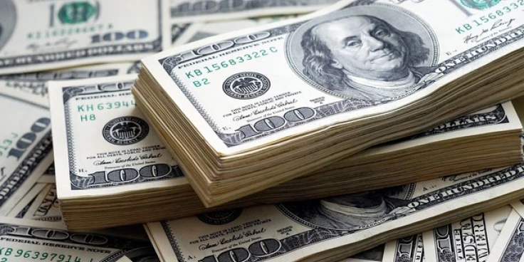 Dólar cai para R$ 5,10, após juros serem mantidos nos EUA