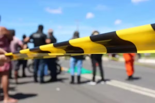 Jovem de 25 anos é assassinado dentro de residência em Teresina